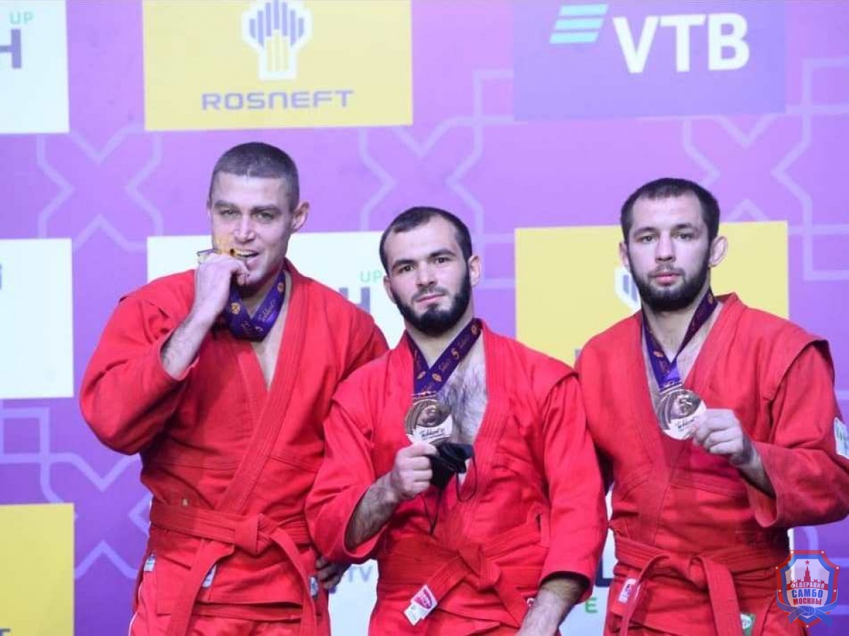 Две медали во второй день чемпионата мира по самбо