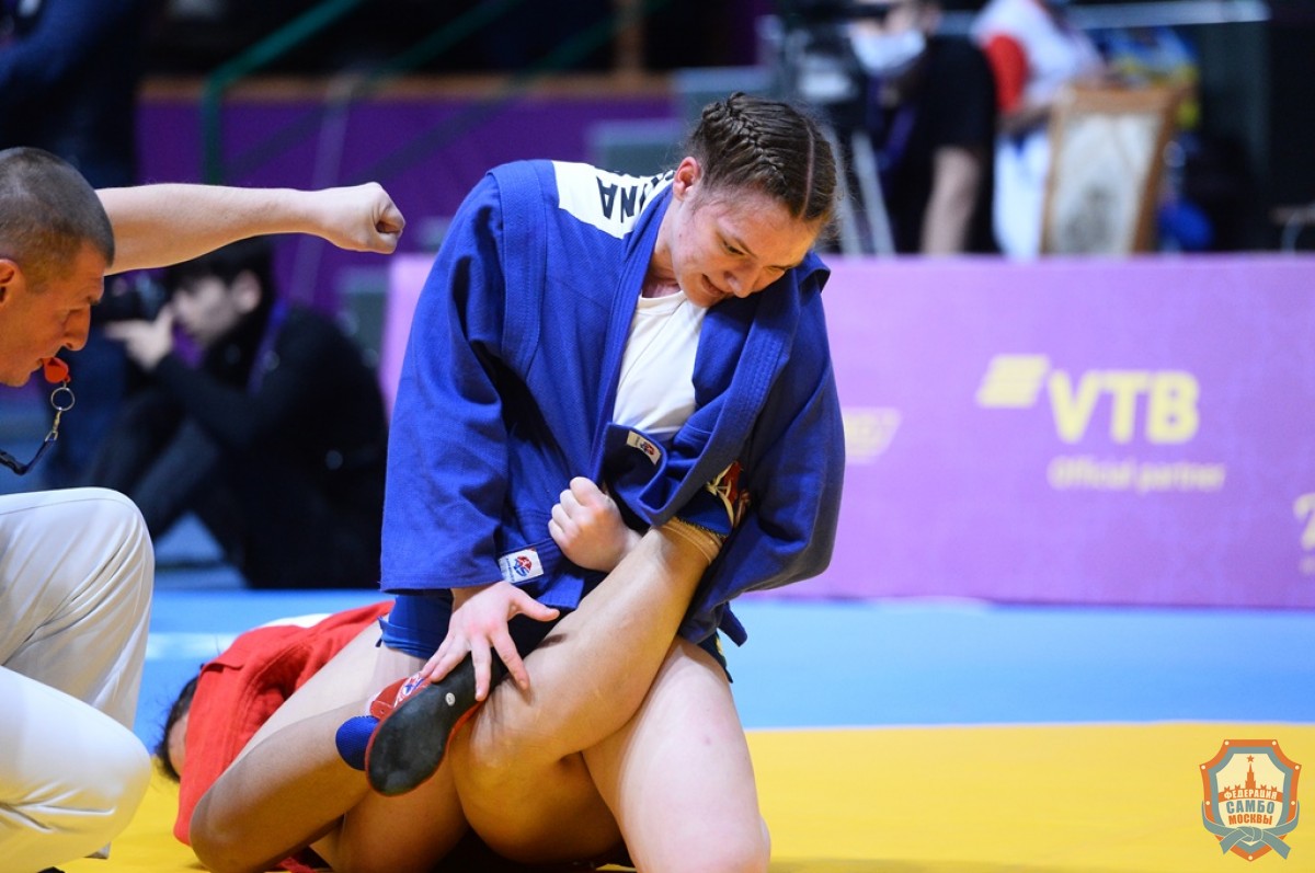 Две медали во второй день чемпионата мира по самбо