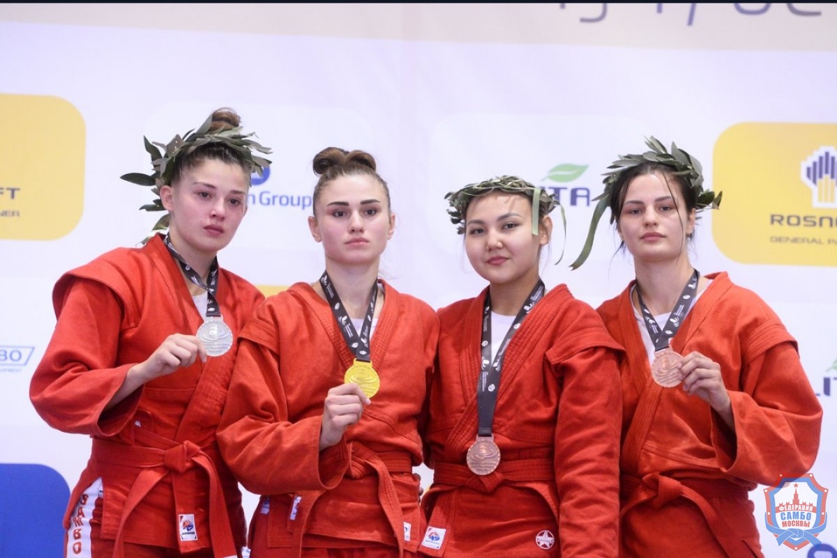 6 медалей завоевали московские самбисты на Первенстве мира по самбо среди юношей и девушек, юниоров и юниорок
