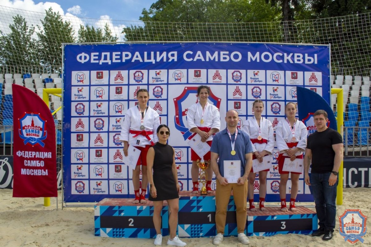 Песок, эмоции и борьба за путёвку в Анапу!