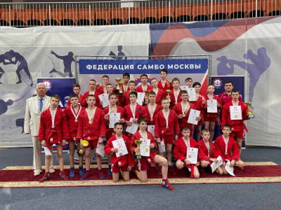 Завершилось Первенство Москвы по самбо среди юношей и девушек 12-14 лет