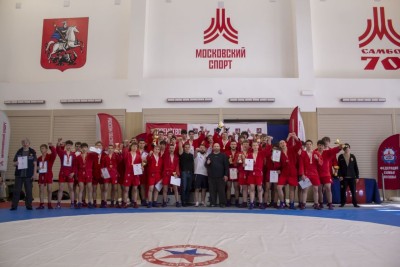 Боевое самбо Москвы: яркие поединки и новые чемпионы